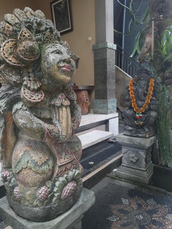 Adi House Homestay Ubud Kültér fotó